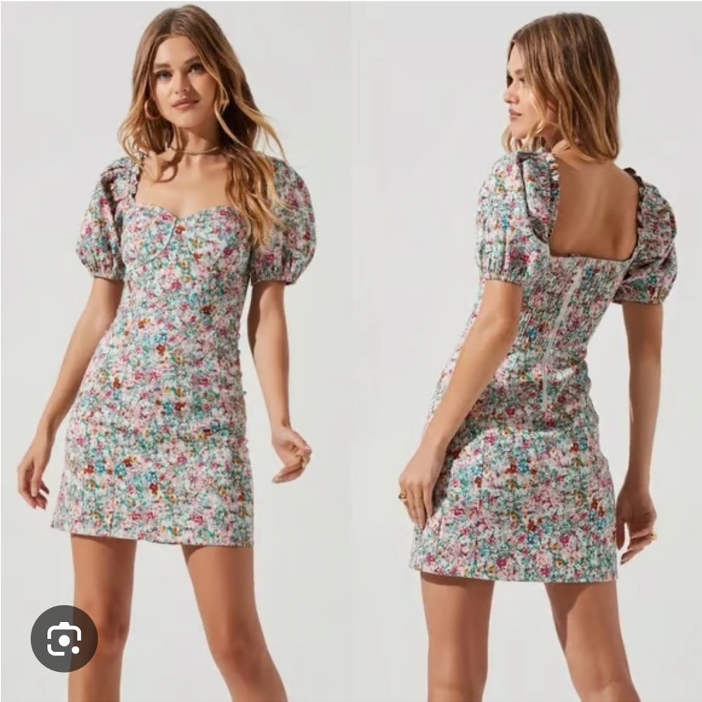 Astr the label  Floral Puff Sleeve Mini Dress